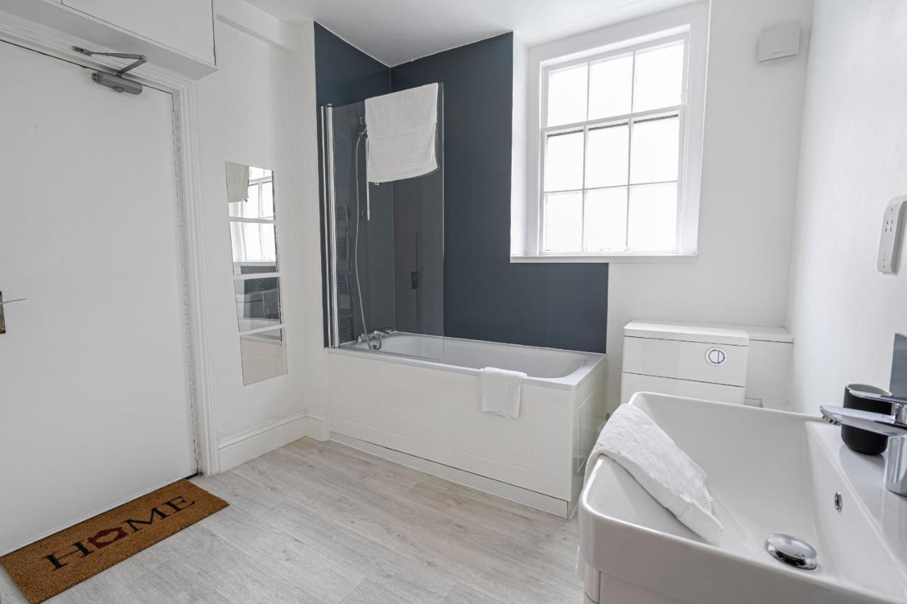 Beautiful 3 Bedroom Apartment Near Marble Arch And Oxford Street London Kültér fotó