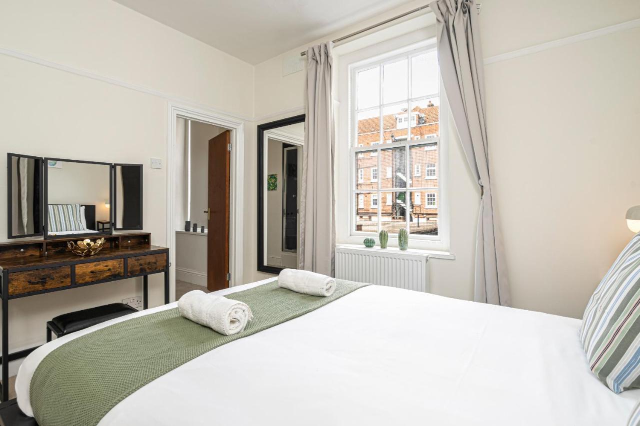 Beautiful 3 Bedroom Apartment Near Marble Arch And Oxford Street London Kültér fotó